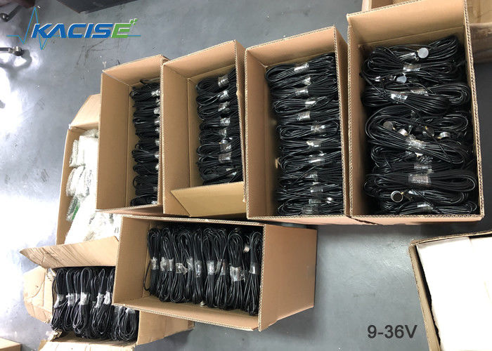 Sensor de nivel de combustible ultrasónico KUM2500C con 4-20mA de salida Interfaz RS485 y 9-36V de amplio voltaje