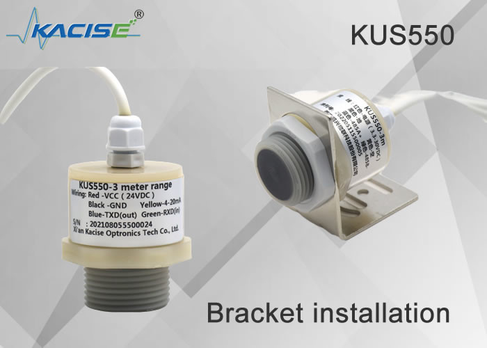 KUS550 Ultrasonido a prueba de agua Medidor de nivel de agua con un rango de medición de 0,25 m a 3 m