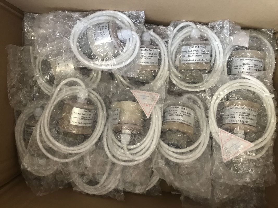 Sensor de nivel ultrasónico de 3 m de alcance con salida RS485 y carcasa de PTFE para entornos corrosivos