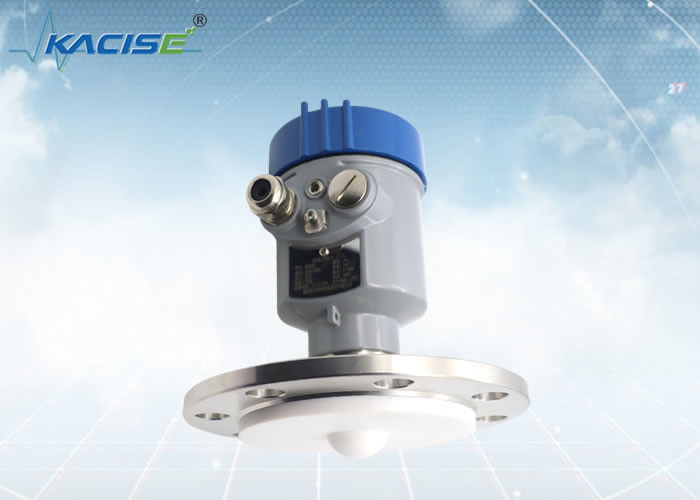 Transmisor de nivel de radar 80GHz FMCW anticorrosivo con salida de 4-20mA para el tanque de agua de aceite de combustible diesel