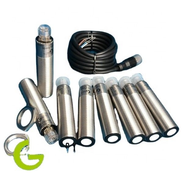 Transductor de nivel ultrasónico con protección IP67 serie GXUS con salida analógica de 4~20 mA y protocolo MODBUS