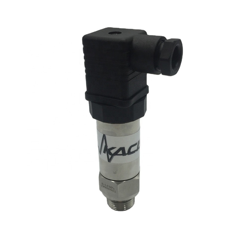 El sensor de nivel de combustible del GPS tracker GP2014 con temperatura de compensación -10°C~70°C