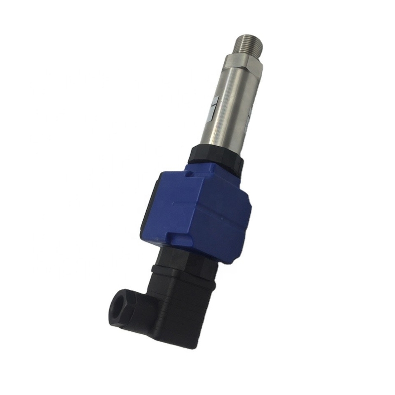 El sensor de nivel de combustible del GPS tracker GP2014 con temperatura de compensación -10°C~70°C
