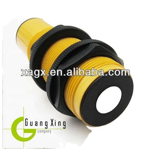 Sensor ultrasónico de combustible GX 40MHz con 4-20mA y salida RS485 para una medición precisa del nivel de combustible