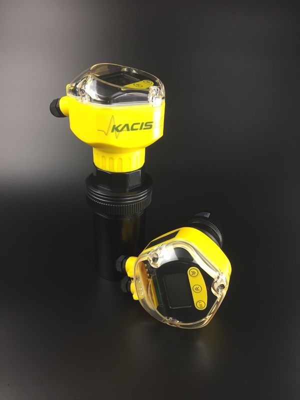 Sensor de nivel ultrasónico de la serie KUM/KUS con 4-20mA de salida de medición sin contacto y una precisión del 0,3%