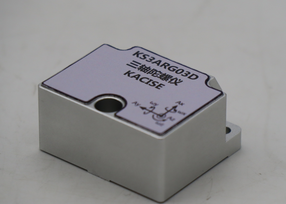 Giroscopio Mems de alto rendimiento con ≤ 1,1 W de disipación de energía y 6.06 G de vibración