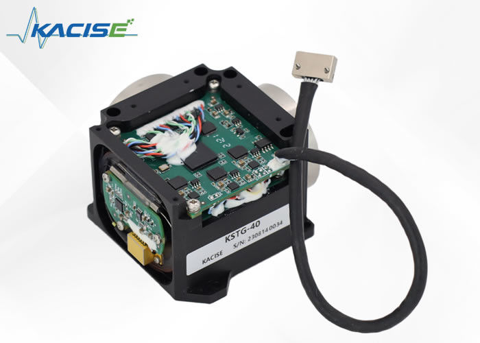 Sensor giroscópico de fibra óptica con rango dinámico de ±500 (°) /s, temperatura de funcionamiento de -45 ̊+70 (°C) y salida digital RS422