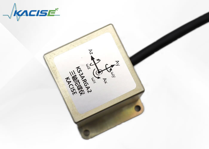 Sensor giroscópico MEMS para electrónica automotriz, voltaje de salida 0,66 ~ 2,64 V, estabilidad de sesgo cero de 12°/h