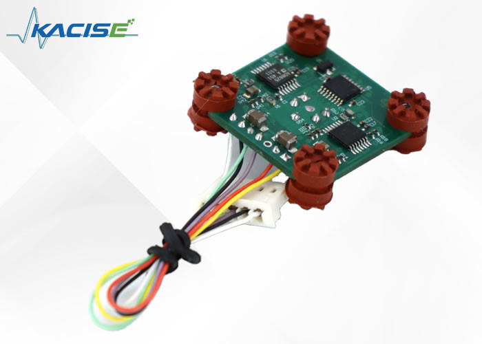 Sensor de velocidad angular de cuarzo pequeño MEMS con sensibilidad G (típica) < 0,05°/sec/g y choque de 500g PK 1⁄2 seno 2msec