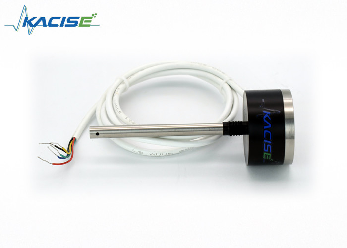 Los sensores de nivel de combustible capacitivos de tipo corto se utilizan en la industria petroquímica con una precisión de ± 2% y un rango de 5cm-20cm.