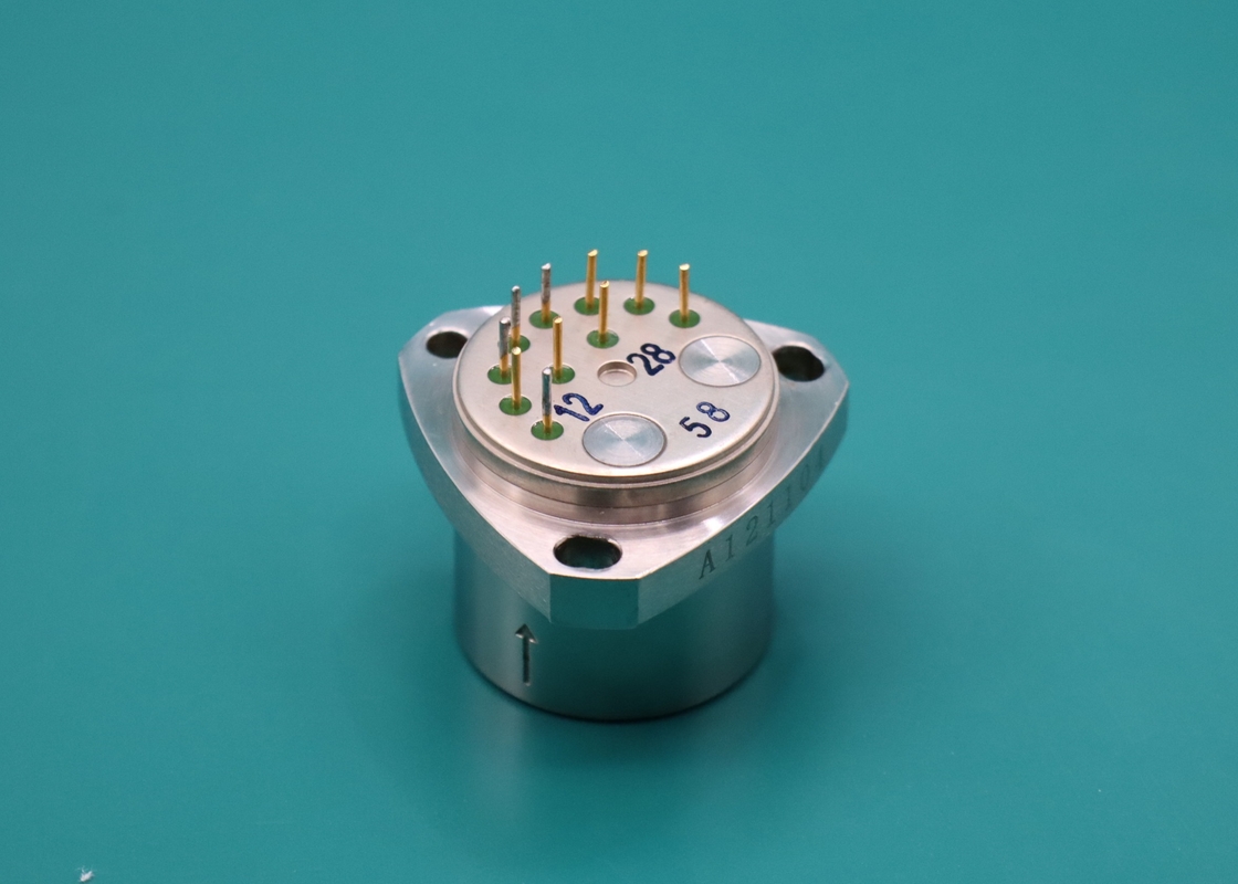 1.2 ~ 1.6 mA/g Acelerómetro a prueba de choque por factor de escala con sensibilidad < 1 μg