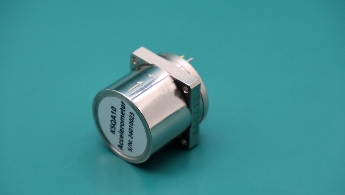 Sensor de acelerómetro de alta durabilidad para la industria automotriz y aeroespacial Ø25.4×30mm,Voltaje de potencia ±12~±18V DC