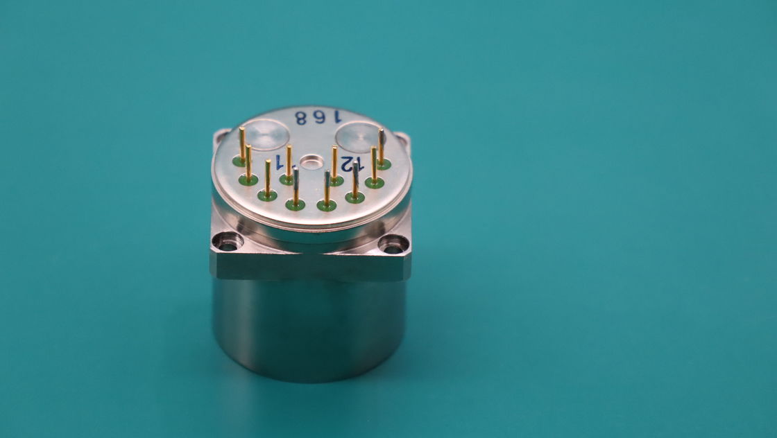 Acelerómetro flexible de cuarzo de alta precisión con resistencia a los golpes de 100 g y amplio rango de temperatura de funcionamiento de -45 °C a +80 °C