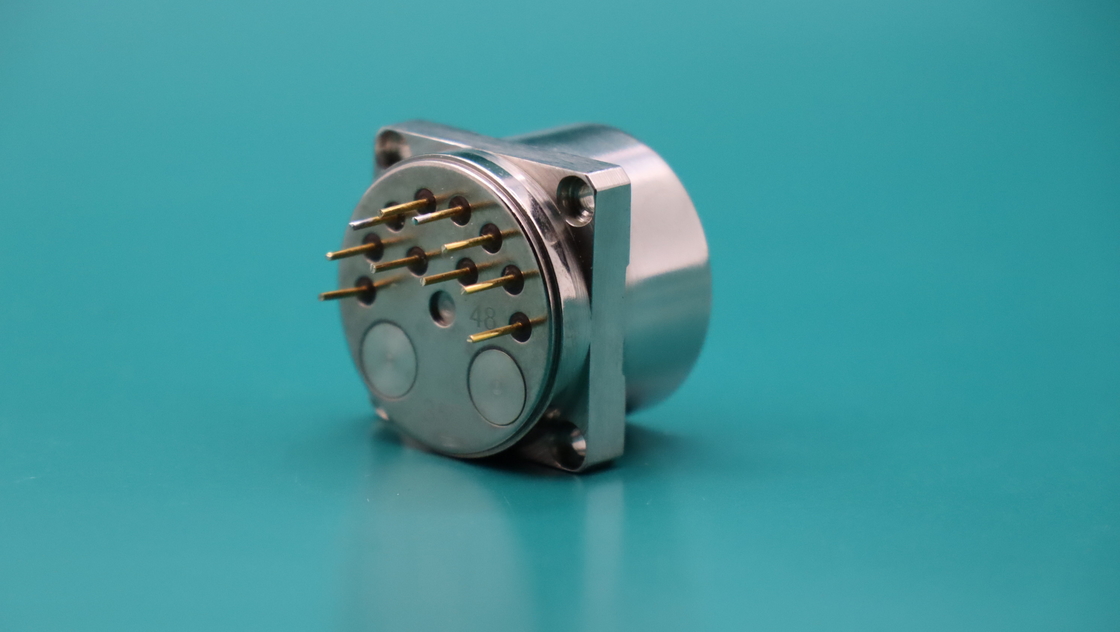 Acelerómetro de alta linealidad ≤ 40 μg/g2 para un rango de entrada de ± 30 g en entornos industriales
