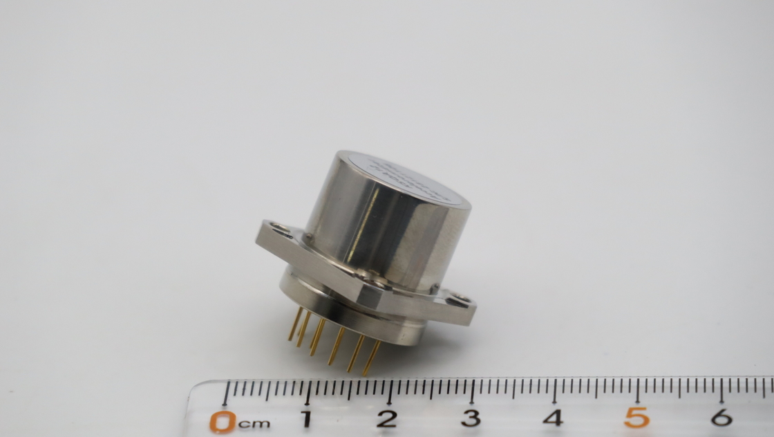 Sensor de acelerómetro de 1 MHz con sensibilidad de 0,8 mA/g Temperatura de almacenamiento -55°C+80°C Resolución de almacenamiento < 5μg Resolución