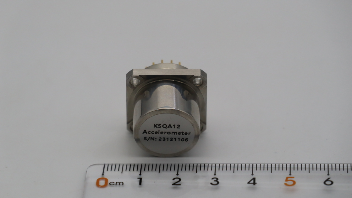 Acelerómetro analógico de choque 100 g con amplio rango de temperatura de almacenamiento -55°C+80°C