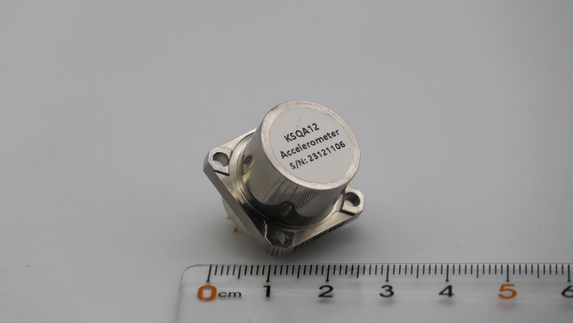 Rango de entrada de alta precisión ±30g-±80g Acelerómetro con compensación de temperatura,sensibilidad a la temperatura ≤60ppm/°C