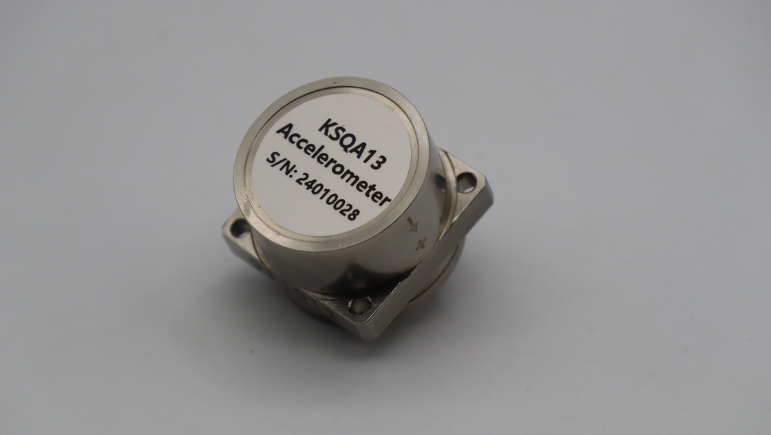 Precisión -45°C~+100°C Sensor de acelerómetro 2.3~3.5mA/g Para condiciones adversas Resistente a los golpes