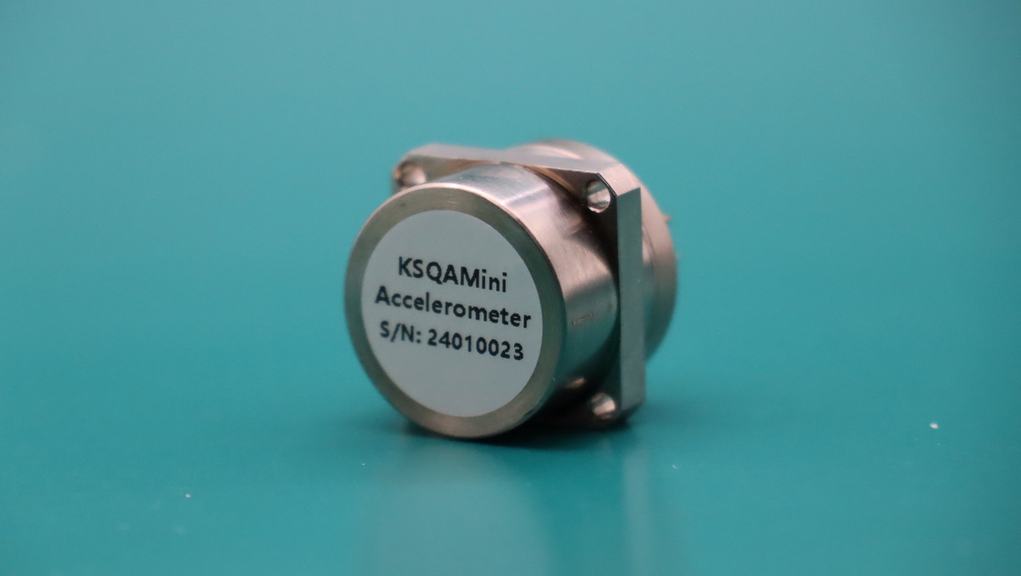 Sensor de vibración preciso con 20g Pico seno 2,3-3,5mA/g Factor de escala 55°C+130°C Temperatura de almacenamiento