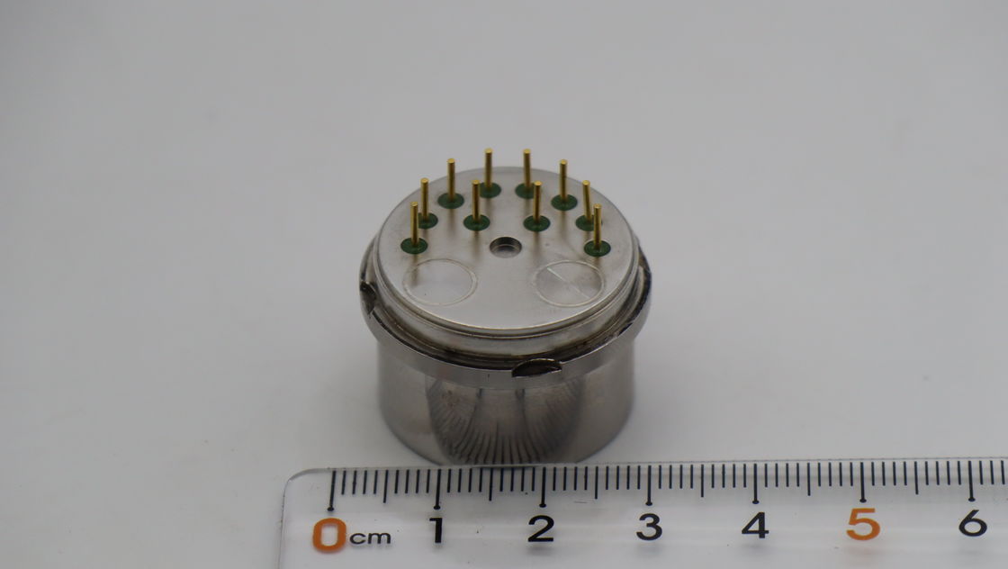 Sensor acelerómetro flexible de cuarzo resistente a los golpes con amplio rango de temperatura y polarización ≤20 mg para entornos extremos