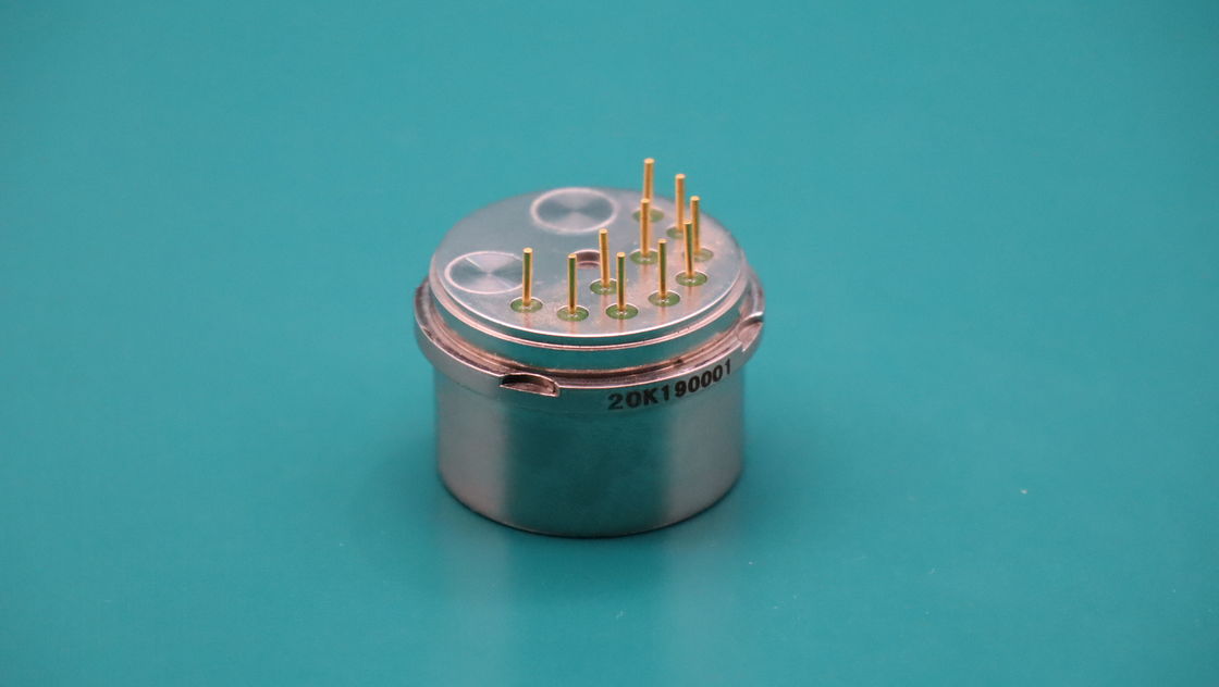 Acelerómetro flexible de cuarzo de precisión con factor de escala de 1,3 a 3,5 mA/g para condiciones extremas y resistencia a los golpes de 1000 g