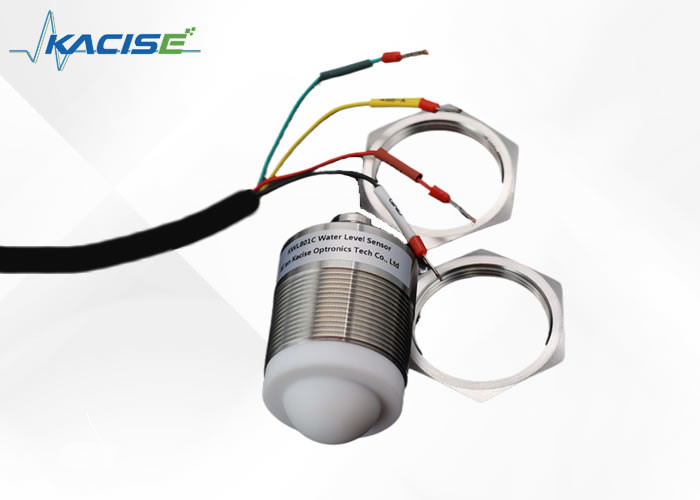 Tipo de hilo personalizado Medidor de nivel de radar para corriente de operación de 12V / 14mA para tratamiento de aguas residuales