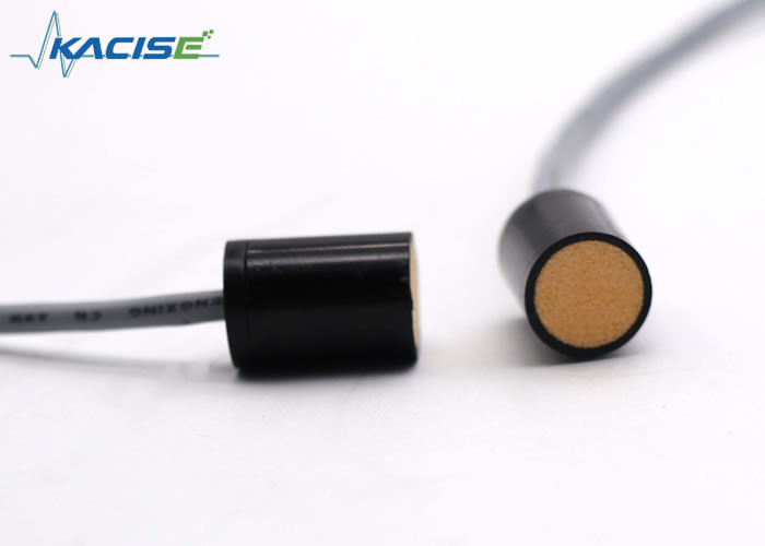 0.10 Sensor de nivel ultrasónico IP68 para aplicaciones de alta presión
