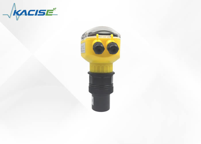 Sensor ultrasónico de nivel de agua pequeño sin contacto con protección IP65 y salida de 4-20mA para la medición del nivel del tanque de líquido