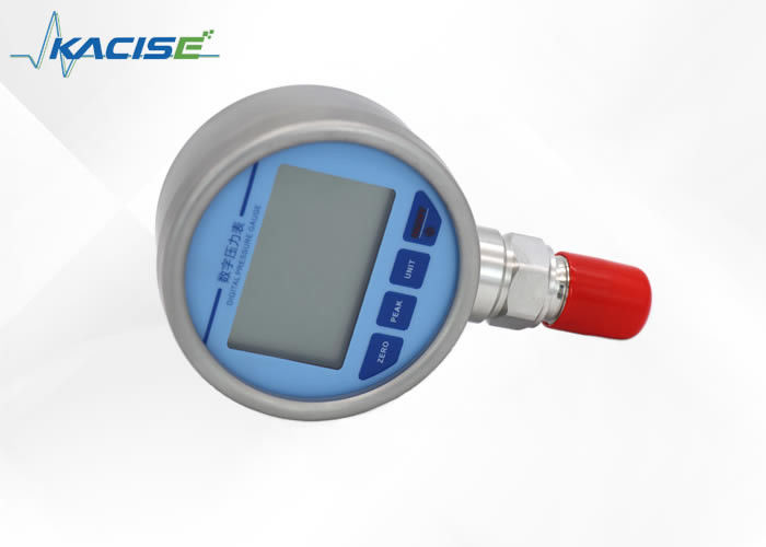 Medidor de presión digital compacto con diafragma de acero inoxidable 316L, resolución de 4 1/2 bits y batería AAA