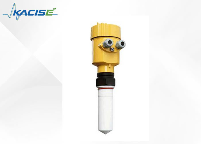 Sensor de nivel de radar de 26 GHz con salida de 4-20mA para un rango de medición de 80 m en líquidos y sólidos