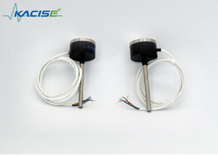 Transmisores de nivel capacitivo de salida personalizables para monitoreo de nivel de líquido de alta precisión en la industria petroquímica