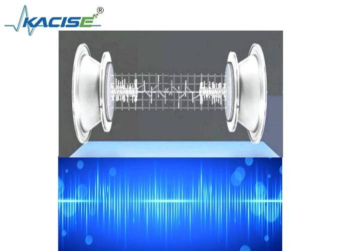 KCW101 Equipo de tratamiento de agua con ondas electromagnéticas moduladas por frecuencia con control PLC, ≥98% de inhibición de escala y < 0,5 NUT de control de turbidez