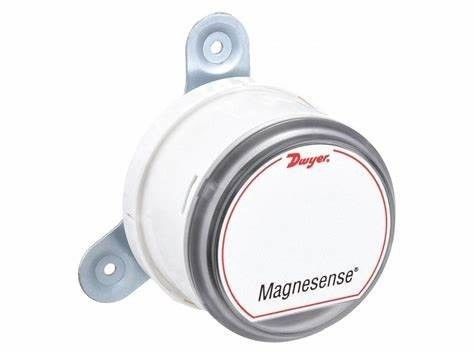 Transmisor de presión diferencial Magnesense de la serie MS de Dwyer con salida de 4-20 mA y rangos seleccionables por campo