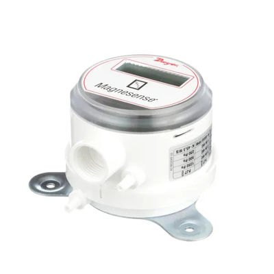 Transmisor de presión micro diferencial Dwyer MS-111 con señal de salida de 4 ~ 20 mA, pantalla digital y tiempo de respuesta de 300 Msec