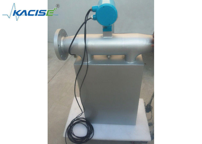 Grado de alimentos Coriolis comestible Medidor de flujo de masa de acero inoxidable para líquido / gas con clase de precisión 0.10 ~ 0.20%