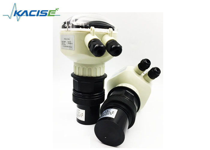 Sensor ultrasónico de alta precisión con fuente de alimentación de 12-30 VCC y rango de medición de 100 mm a 5000 mm
