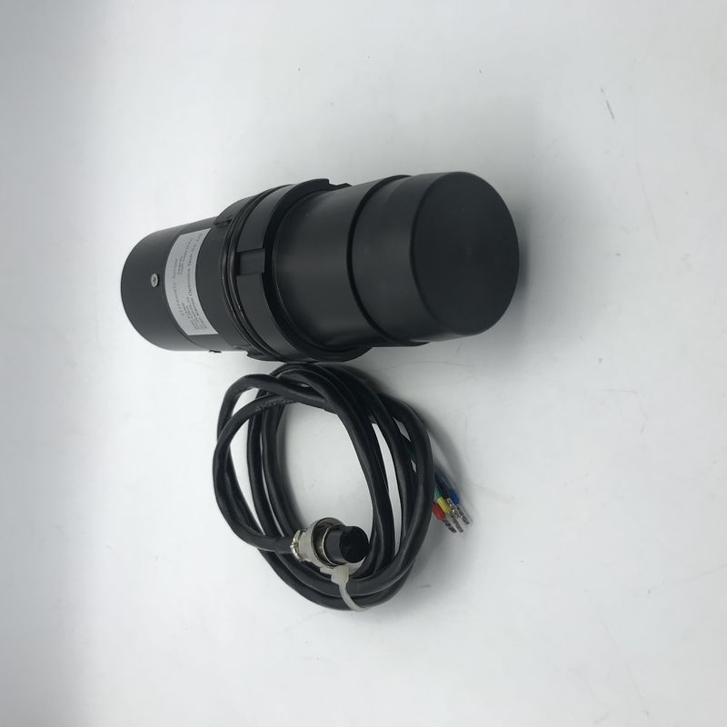Sensor ultrasónico de alta precisión para medición de distancias sin contacto con instalación M56*2
